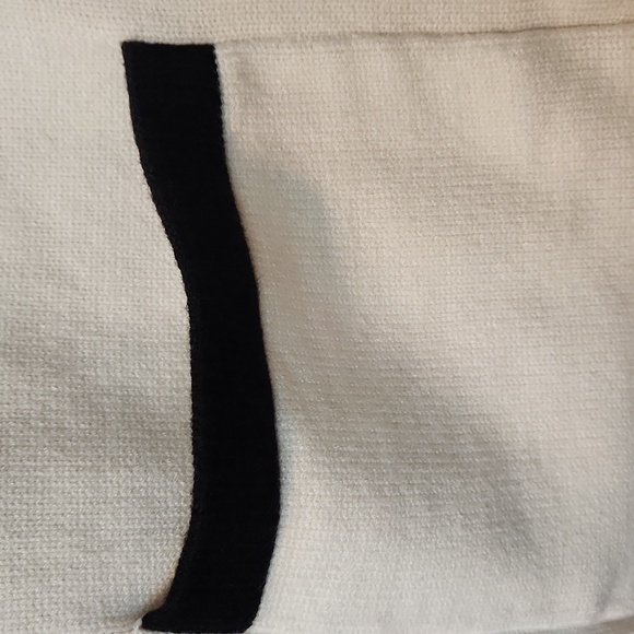 Cream Cardigan with Black Trim - Picture 4 of 4